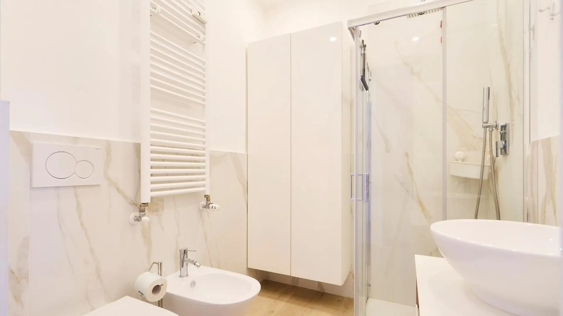 Beautiful Apartment In Tricolore Milán